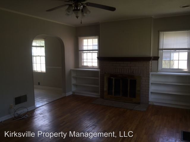 Building Photo - 4 br, 2 bath House - 904 E LINE