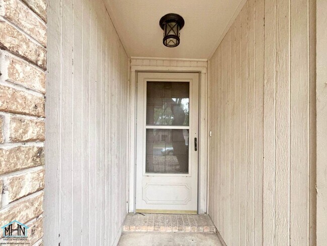 Foto del edificio - 1627 Firwick Dr