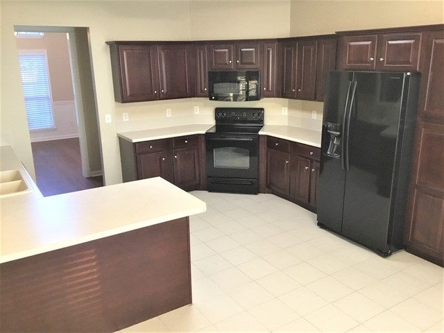 Foto del edificio - 210 Fox Hunt Ln