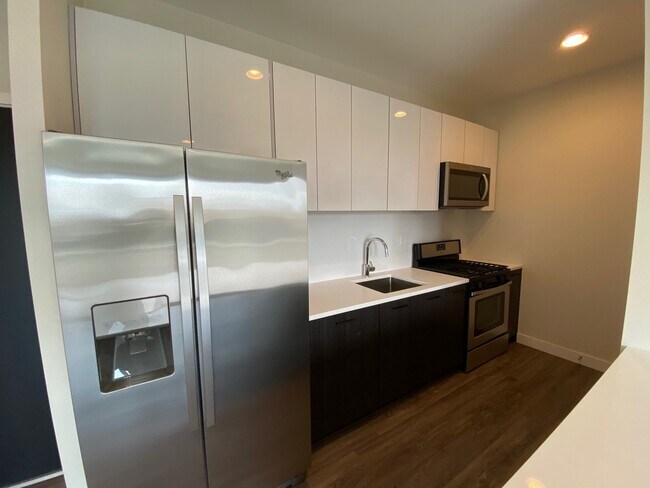 Foto del edificio - 4027 N Broadway