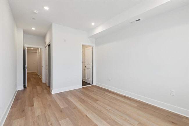 Photo - 3843 Haverford Ave Apartment