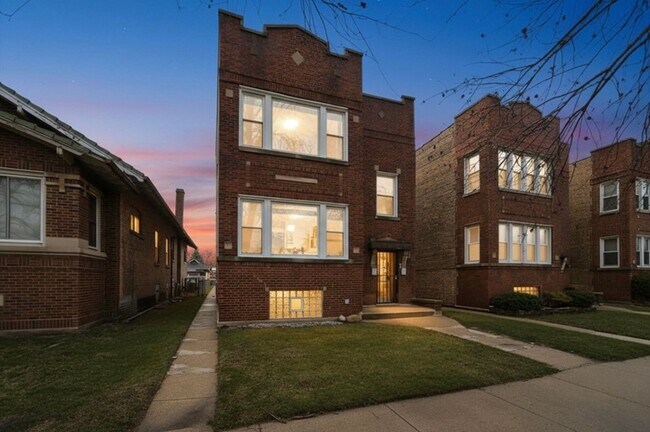 Foto del edificio - 7212 S Indiana Ave