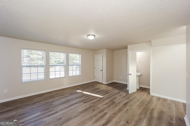 Building Photo - 7144 Merrywood Dr