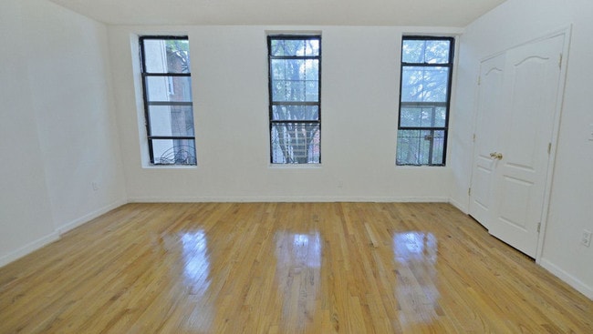 Foto del edificio - 203 E 116th St