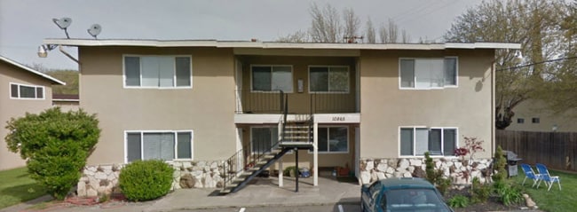 Building Photo - 10865 McBride Ct