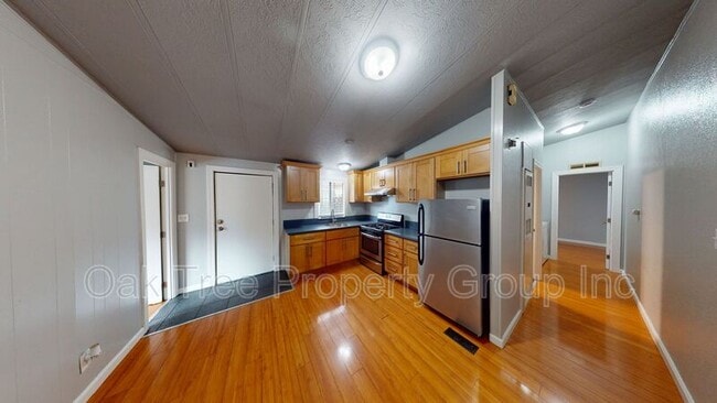 Building Photo - 2219 23rd Ave