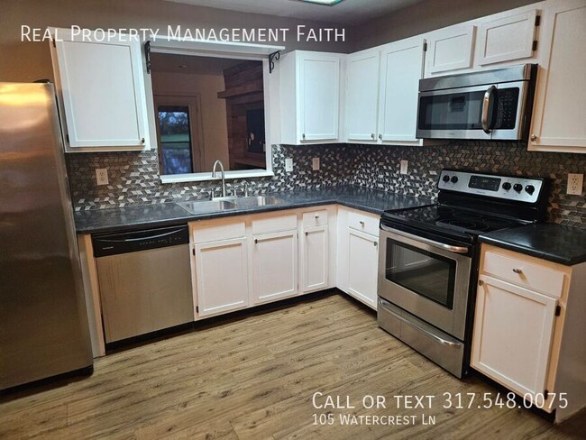 Foto del edificio - 105 Watercrest Ln