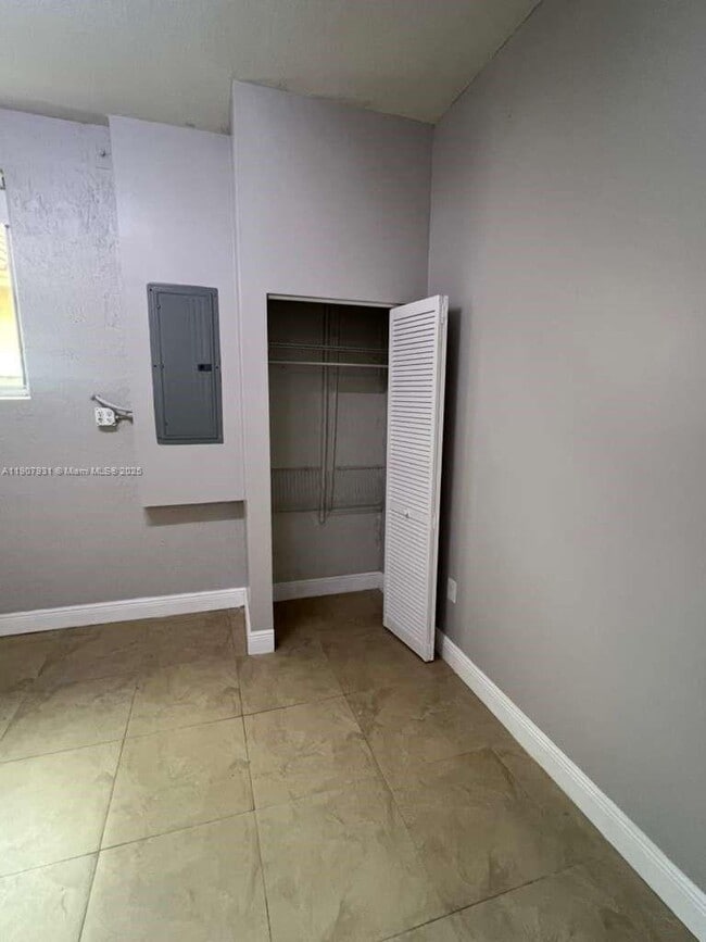 Building Photo - 25524 SW 134th Ct