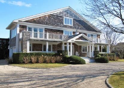 Primary Photo - 51 Bay Ln