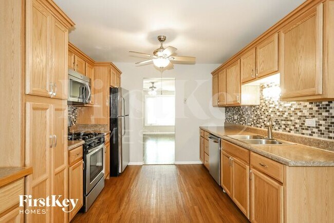 Building Photo - 3403 173rd St