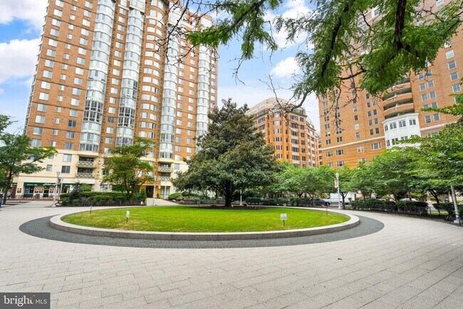 Foto del edificio - 900 N Stafford St