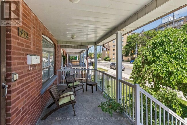 Building Photo - 472 Winona Dr