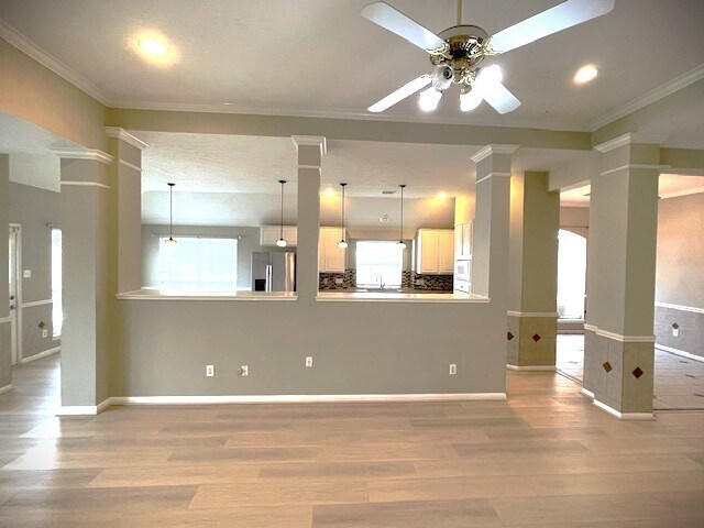 Building Photo - 1815 Rustic Oak Ln