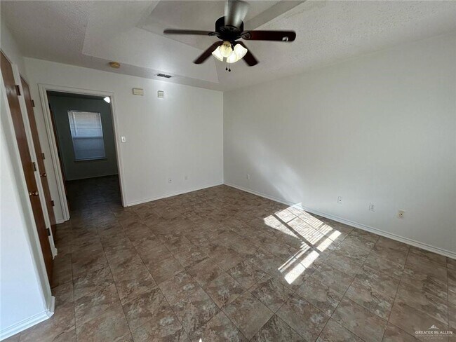 Foto del edificio - 10 10th St