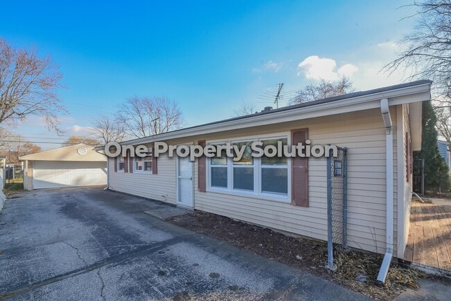 Foto del edificio - 6615 Rhode Island Ave