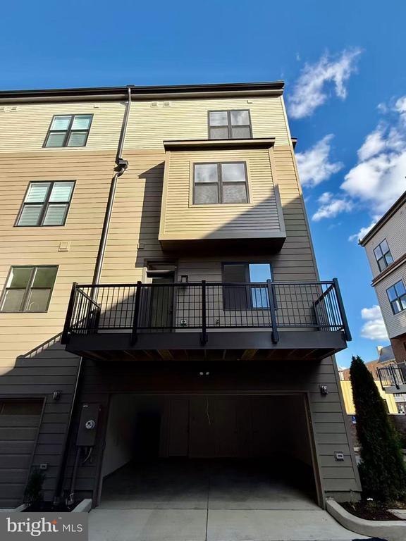 Foto del edificio - 5502 Topaz Ln