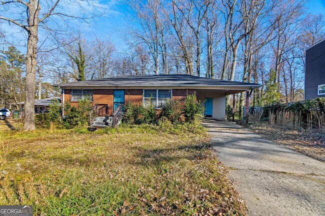 Building Photo - 2496 Old Hapeville Rd SW