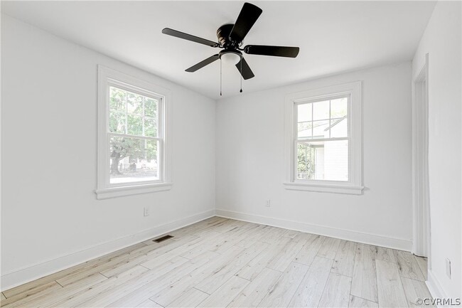 Foto del edificio - 1705 N 24th St