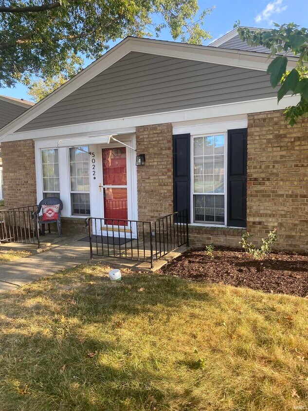 Primary Photo - 5022 Woodmark Dr