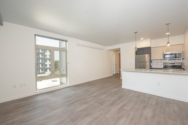 Interior Photo - Crane Interbay Apartments