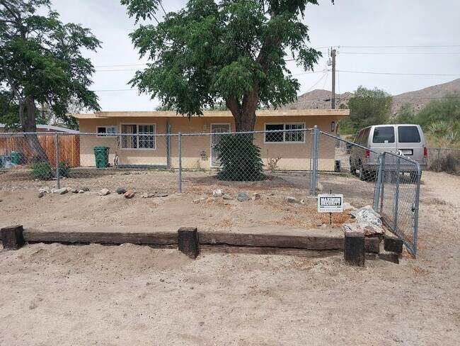Foto del edificio - 11010 Knobb Ave
