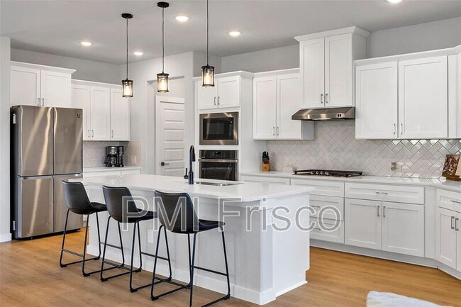 Foto del edificio - 6105 Poolside Way