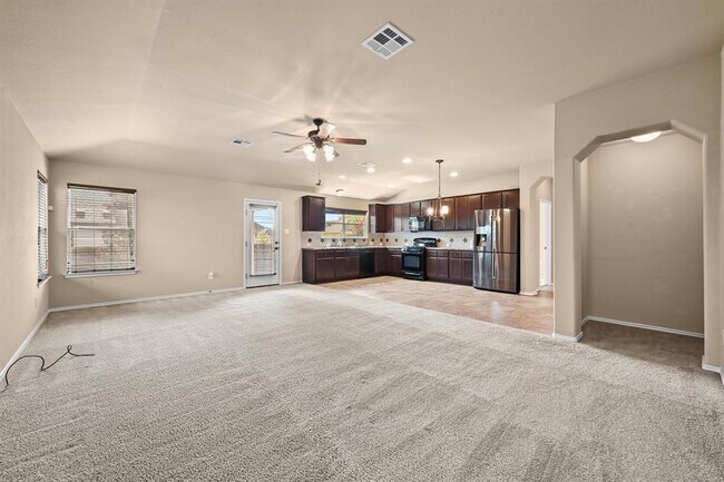 Building Photo - 219 Serene Hollow Ln
