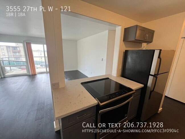Foto del edificio - 3555 27th Pl W