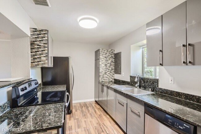 Foto del edificio - 3 br, 2 bath House - 216 Brighton Way UNIT