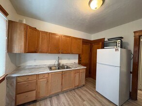 Building Photo - 9402 Pierpont Ave