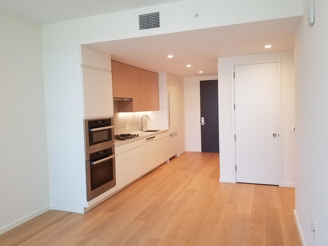 Foto principal - 877 Francisco St