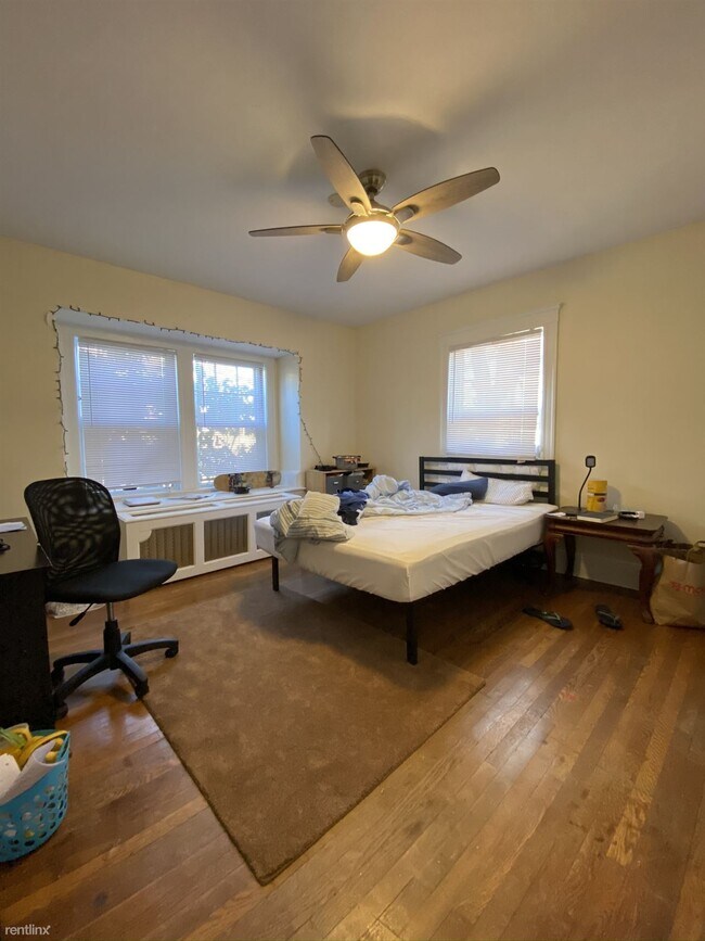 Building Photo - 5 br, 2.5 bath House - 200 Commonwealth Ave