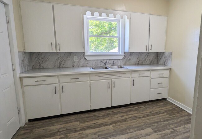 Foto del edificio - 1241 7th St
