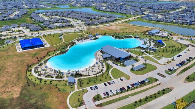 Foto del edificio - 448 Long Beach Bay Dr