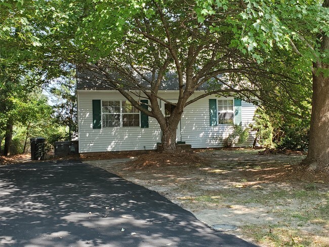 Building Photo - 1318 Foggy Bottom Dr