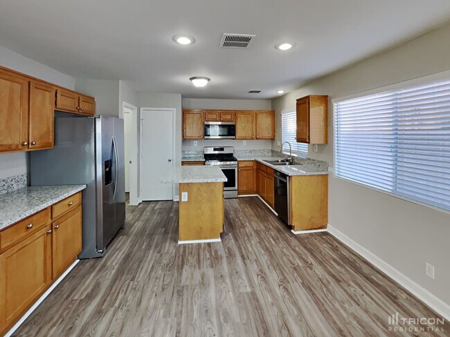 Foto del edificio - 1933 Desert Sage Ave