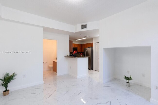 Foto del edificio - 1009 SW 144th Ave