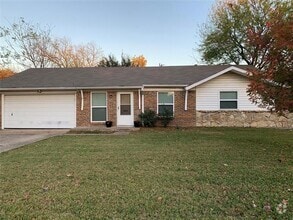 Building Photo - 108 Mariana Dr