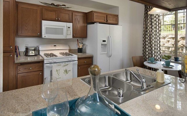 Avalon Oak Creek Apartments Agoura Hills Ca Apartments Com Avalon Oak Creek Apartments Agoura Hills Ca Apartments Com