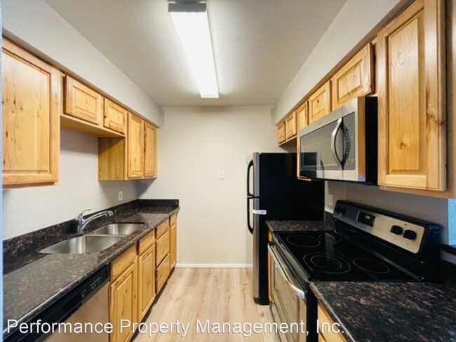 Building Photo - 2 br, 1 bath House - 5995 W. Hampden Ave #C14