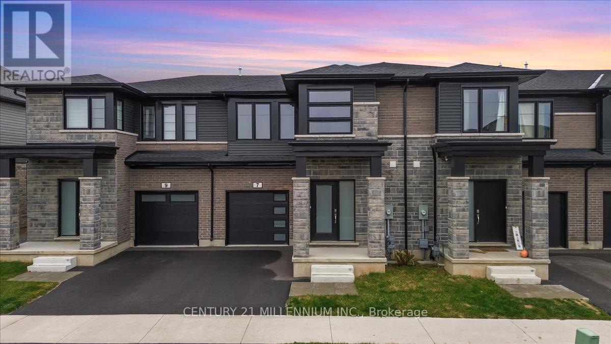 Primary Photo - 7 Saffron Way