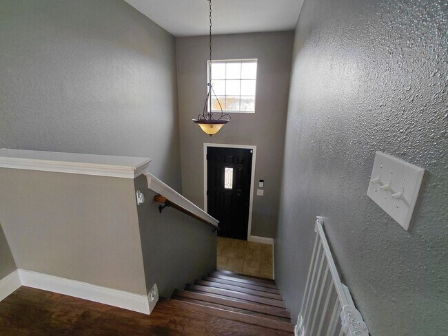 Foto del edificio - Beautiful home close to post