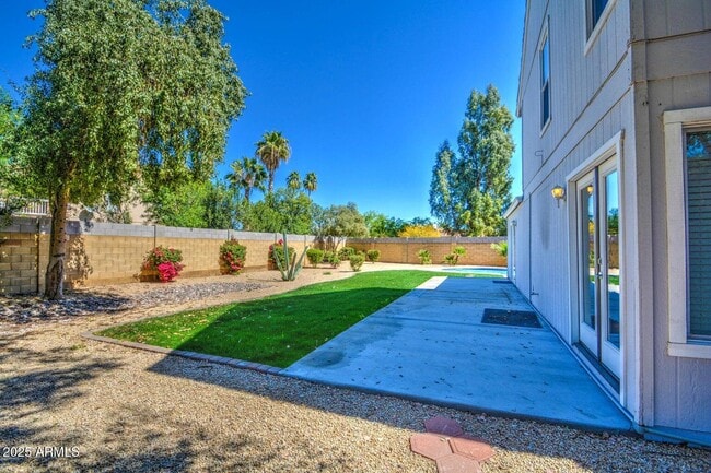 Foto del edificio - 4834 E Hillery Dr