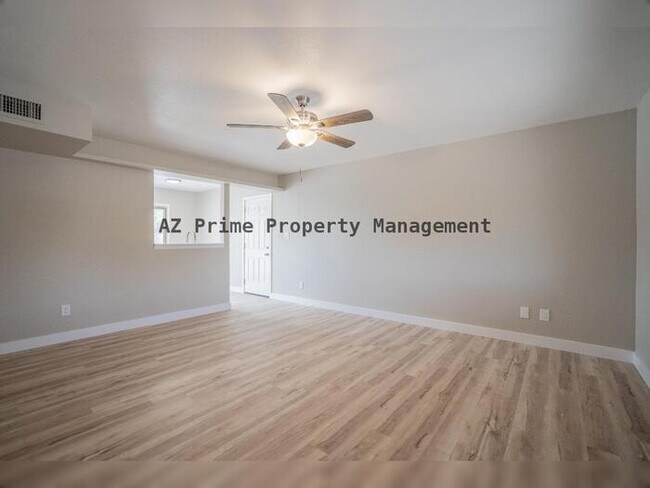 Building Photo - 1902 E EMERALD AVE, MESA AZ