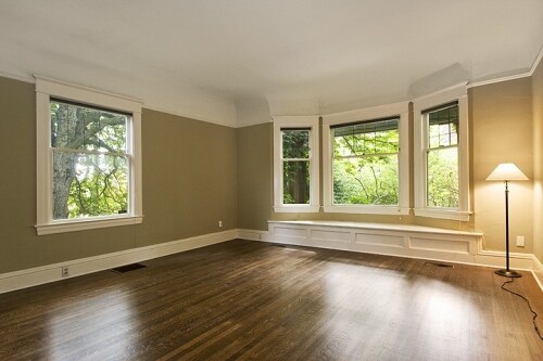Building Photo - 604 W Galer St