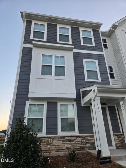 Building Photo - 457 Carolina Spgs Blvd
