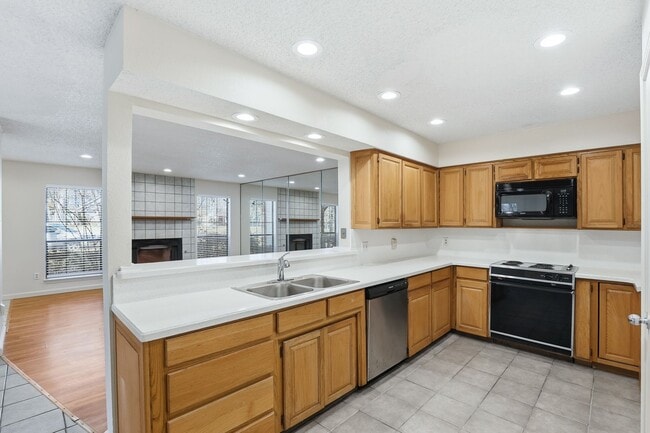 Photo - Grand in Grapevine Townhome