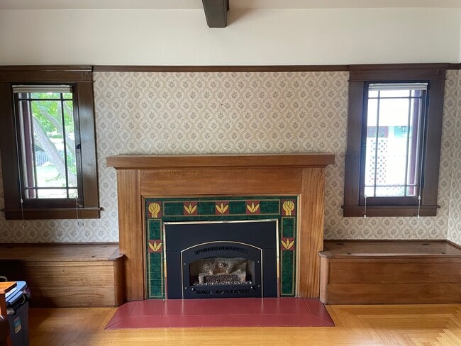 Building Photo - 1127 Spring St