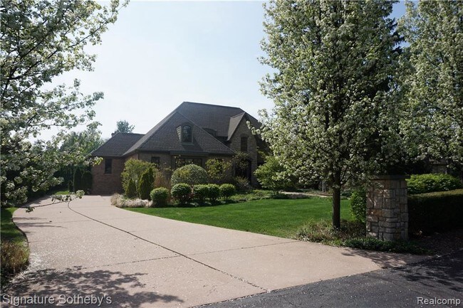 Building Photo - 4155 Coolidge Hwy