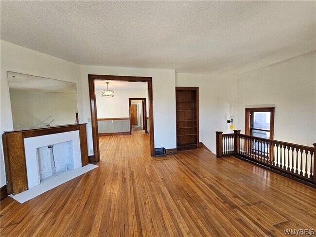 Foto del edificio - 891 Richmond Ave